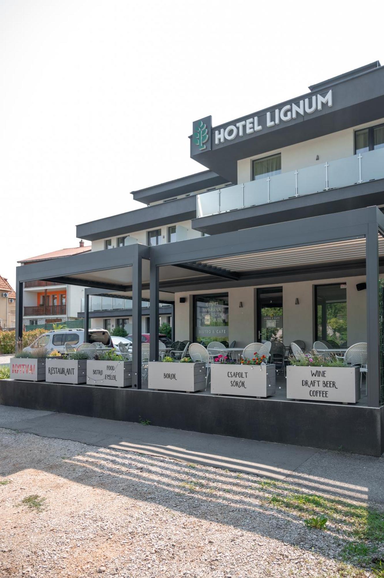 Lignum Hotel Miskolc Exterior photo